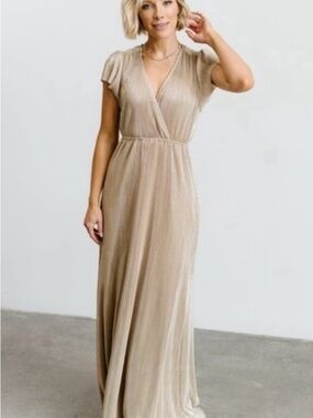 Baltic Born Athena Champagne Beige V‑Neck Maxi Dress ~ Large